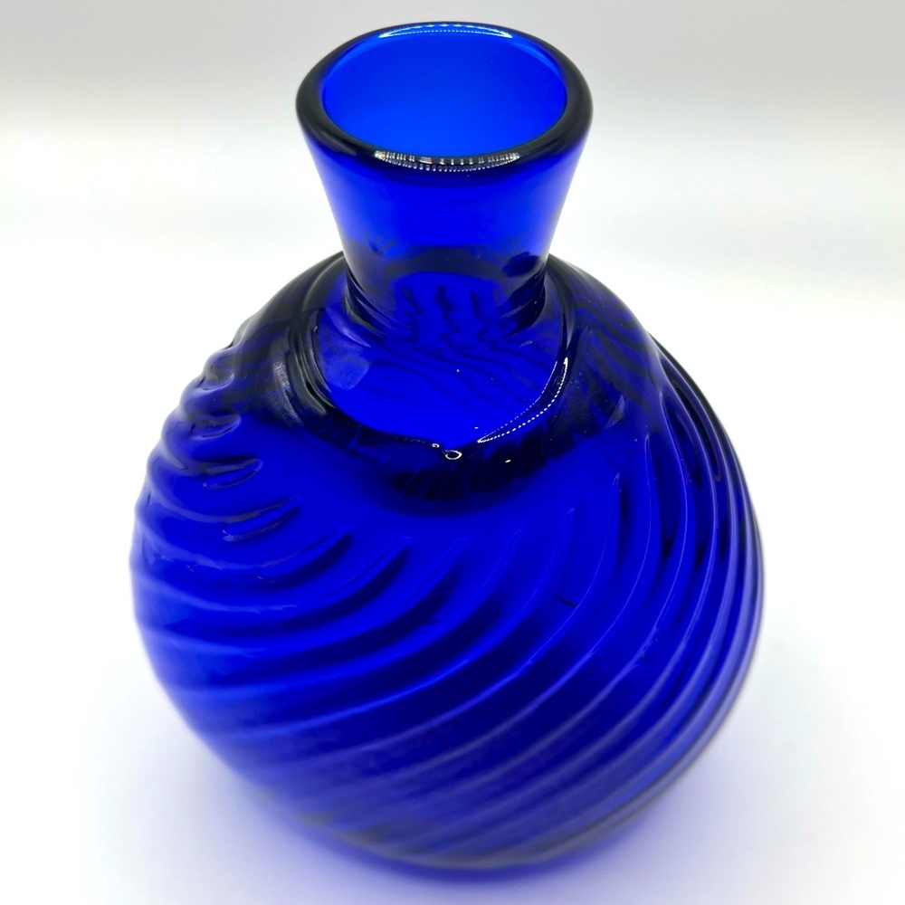 Potion Flask from Pairpoint VTG Art Glass Cobalt Blue Vase. 4 W x 2.75 D x 5.5 H